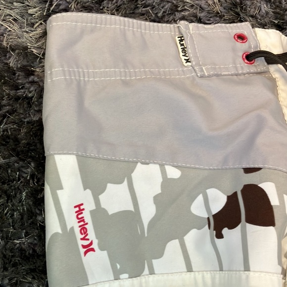 Hurley Swimming Trunks - Picture 3 of 4